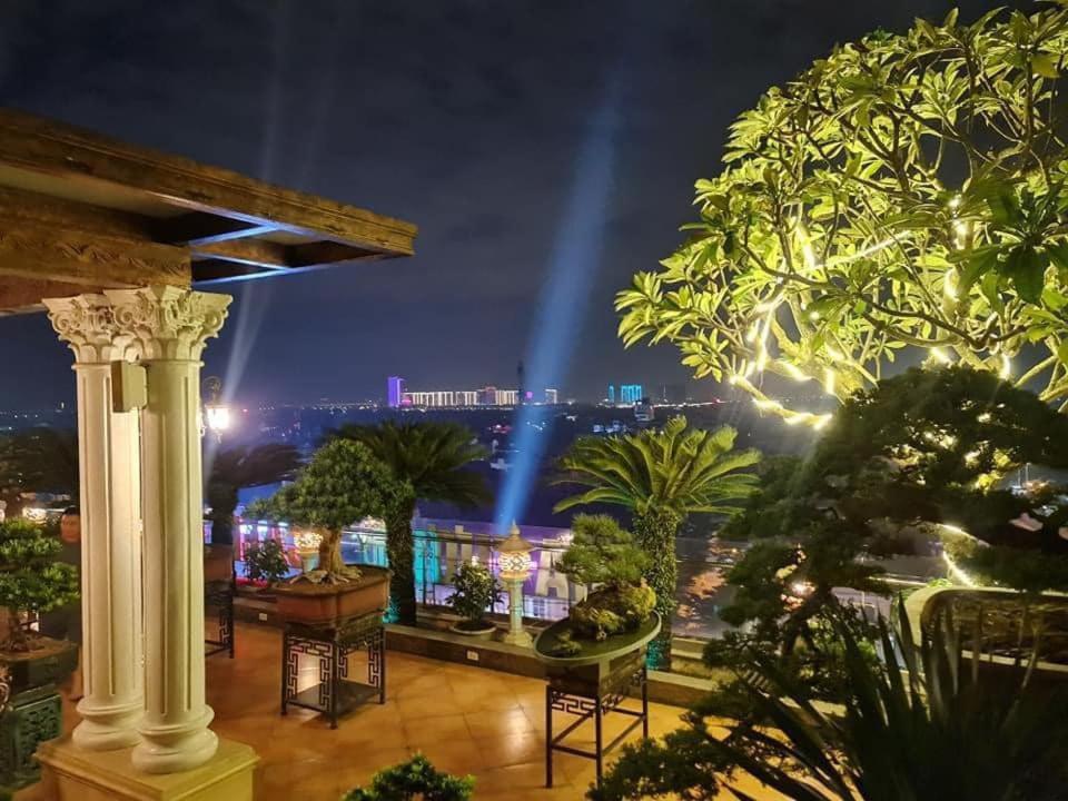 Khach San Phuong Anh Hotel Hung Yen Exterior photo